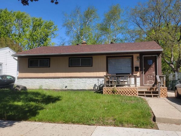 8162 W Kathryn AVENUE, Milwaukee, WI 53218