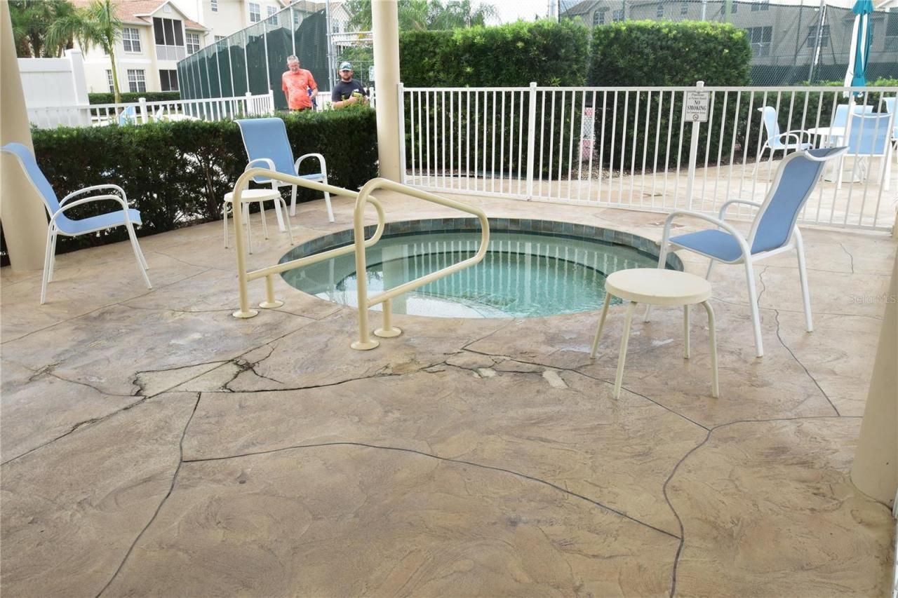 4235 Castlebridge Lane, Unit 1216, Sarasota, FL 34238 Photo