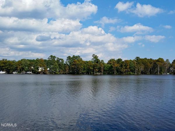 60 Kennedy Court N, Hertford, NC 27944