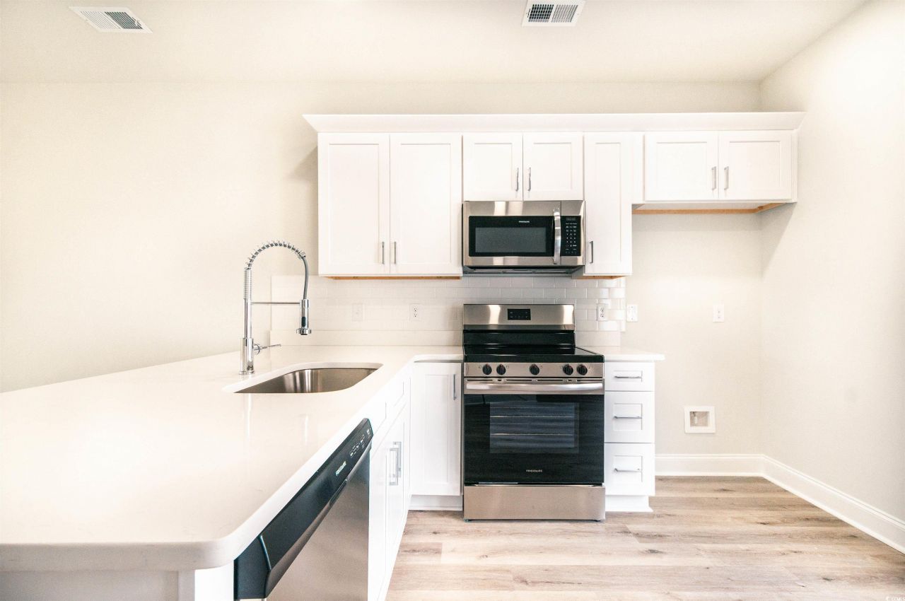 850 Maxine Ct. Photo 14