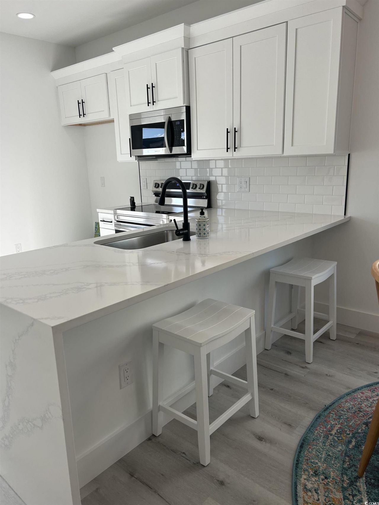 821 Rebecca Ln. Photo 2