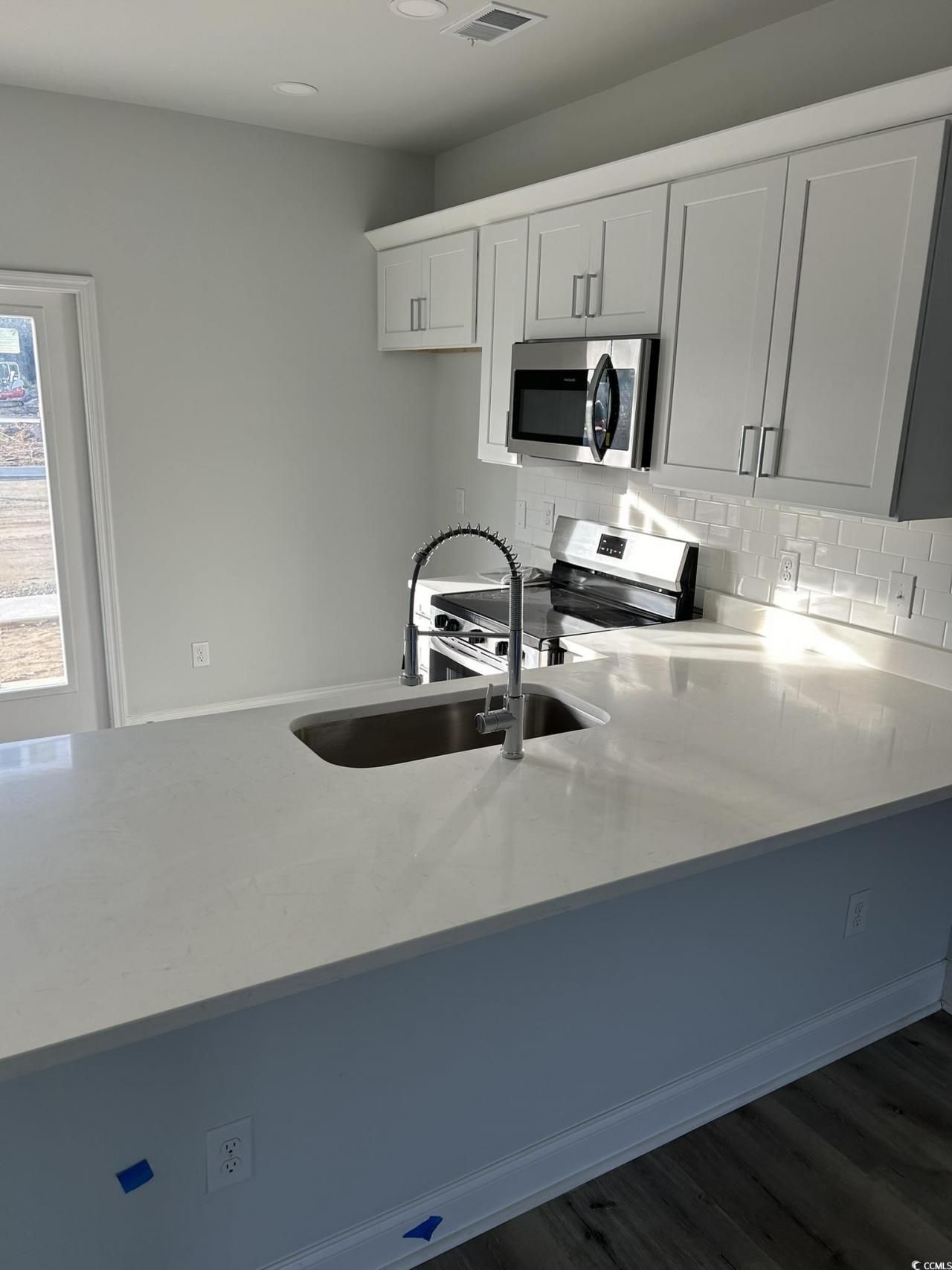 801 Rebecca Ln. Photo 11