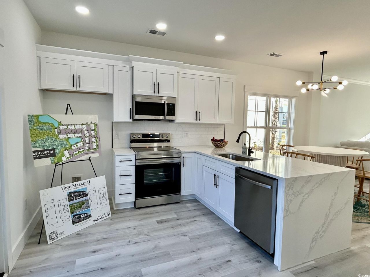 780 Maxine Ct. Photo 5