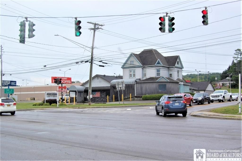 1013 Fairmount Avenue, Jamestown, NY 14701 Main Photo