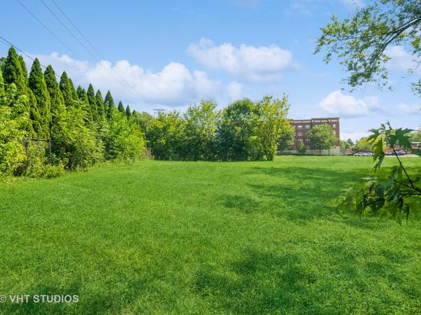 315 W Johnson Street, Palatine, IL 60067