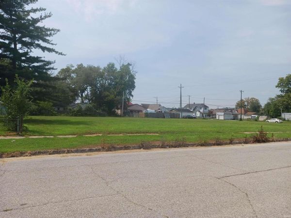 124 W Jefferson Street, Vincennes, IN 47591