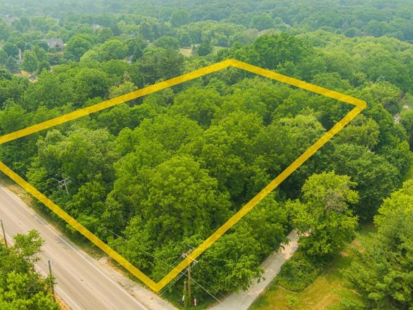 5N024 Route 31, St. Charles, IL 60175