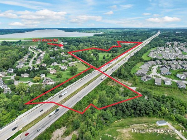 6217 Africa Road, Galena, OH 43021