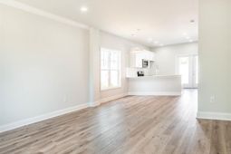 821 Rebecca Ln. photo 4