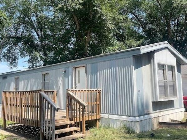 447 N Plum St. #20, Vermillion, SD 57069