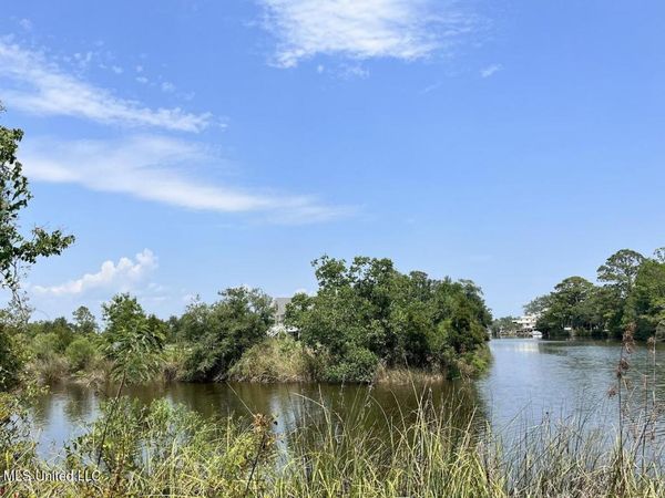 Lot 40 Atlantis Drive, Bay Saint Louis, MS 39520