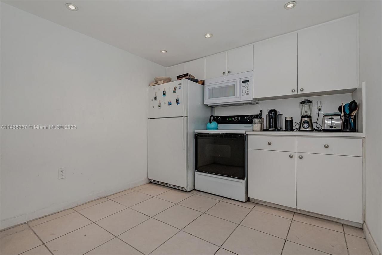 555 NE 15th St, Unit 32E, Miami, FL 33132 Photo