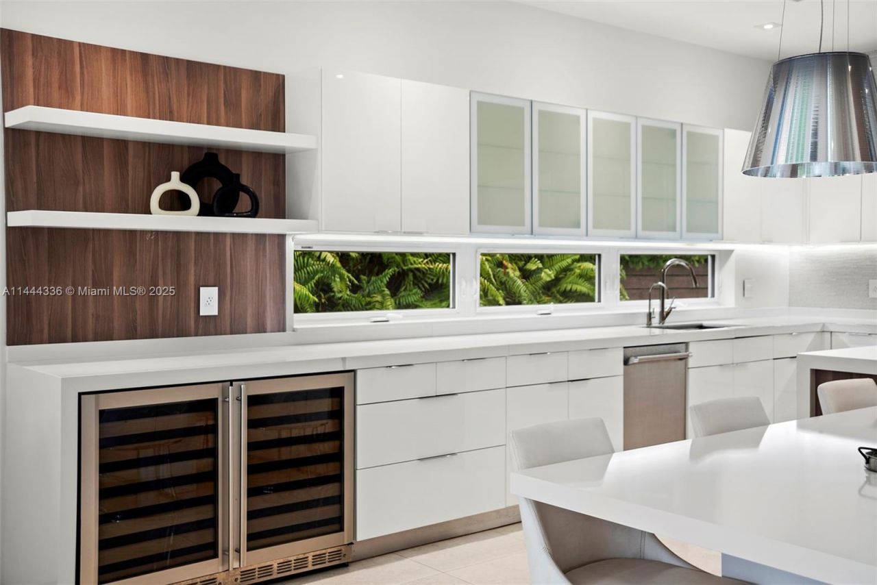 7930 SW 52nd Ct, Miami, FL 33143 Photo