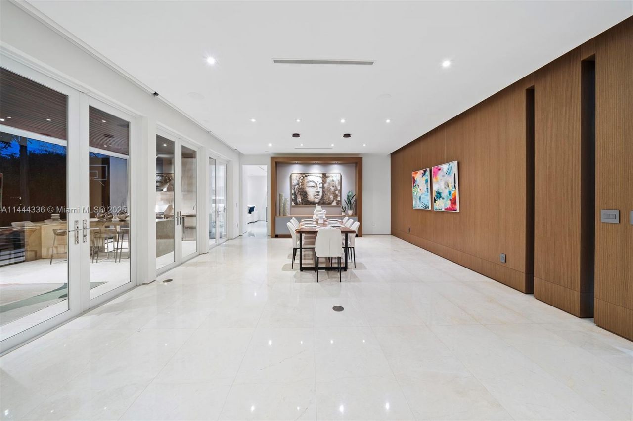 7930 SW 52nd Ct, Miami, FL 33143 Photo