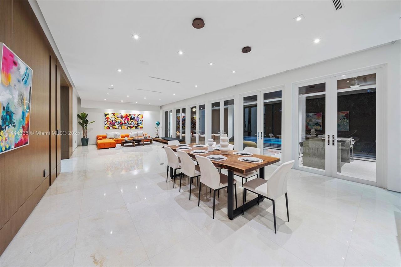 7930 SW 52nd Ct, Miami, FL 33143 Photo