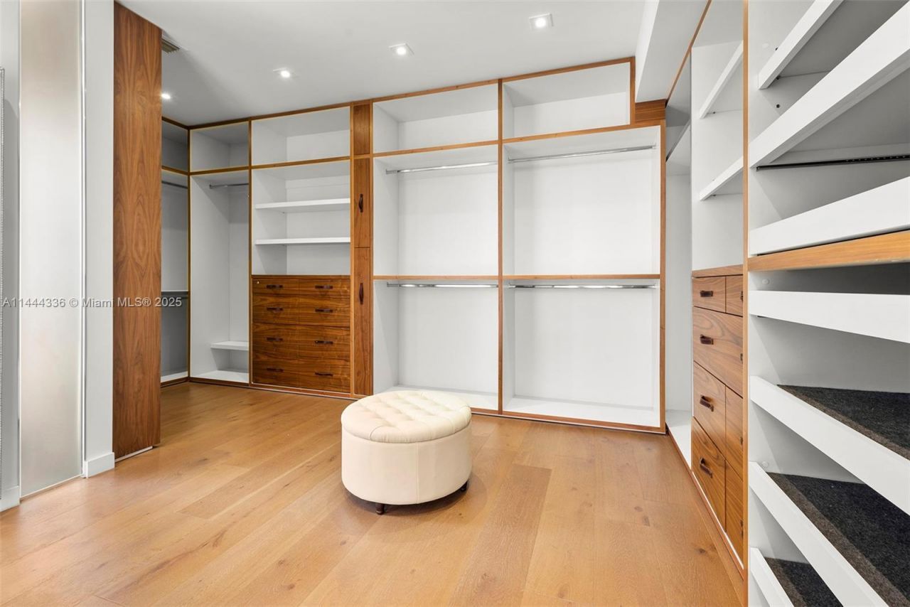 7930 SW 52nd Ct, Miami, FL 33143 Photo