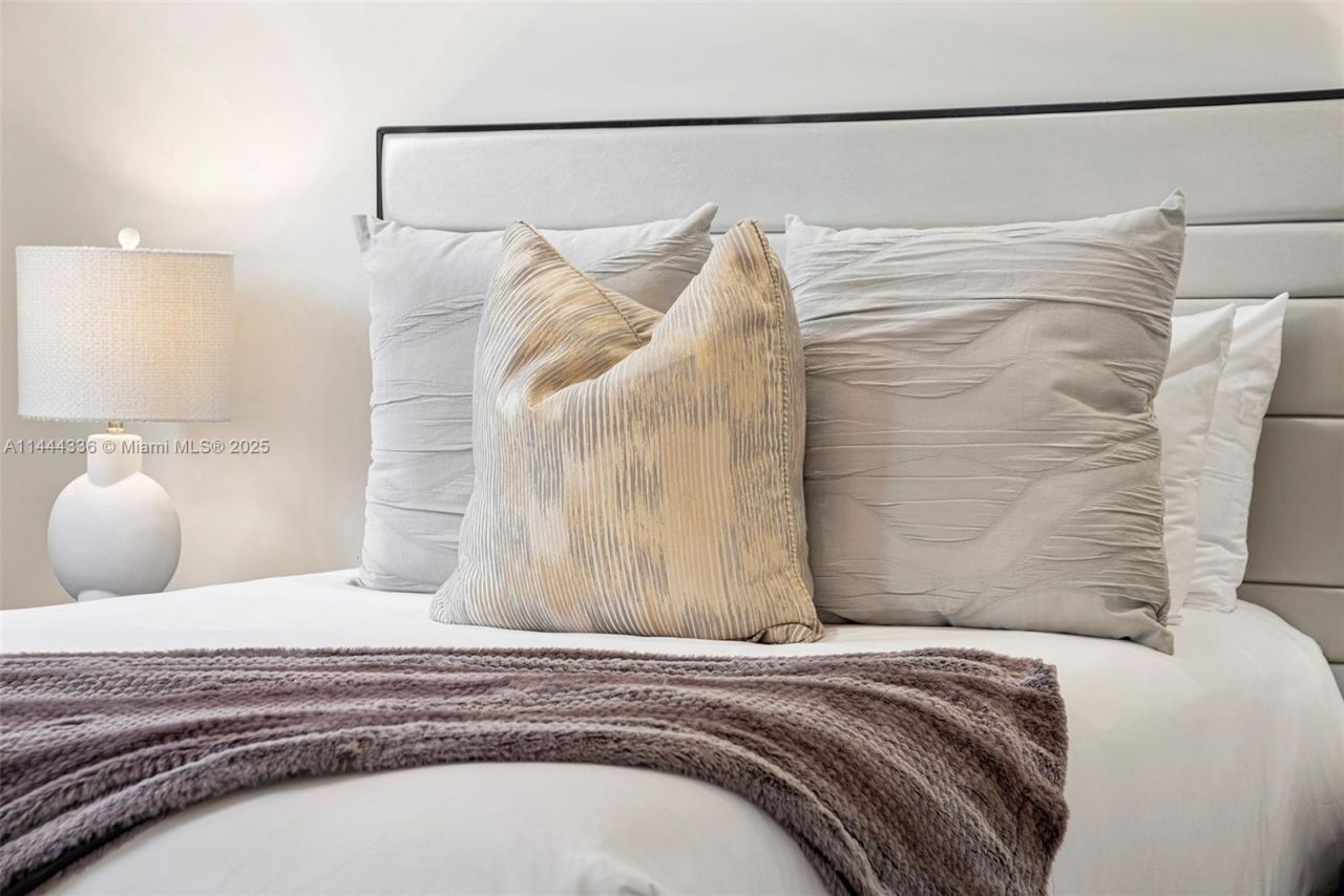 7930 SW 52nd Ct, Miami, FL 33143 Photo