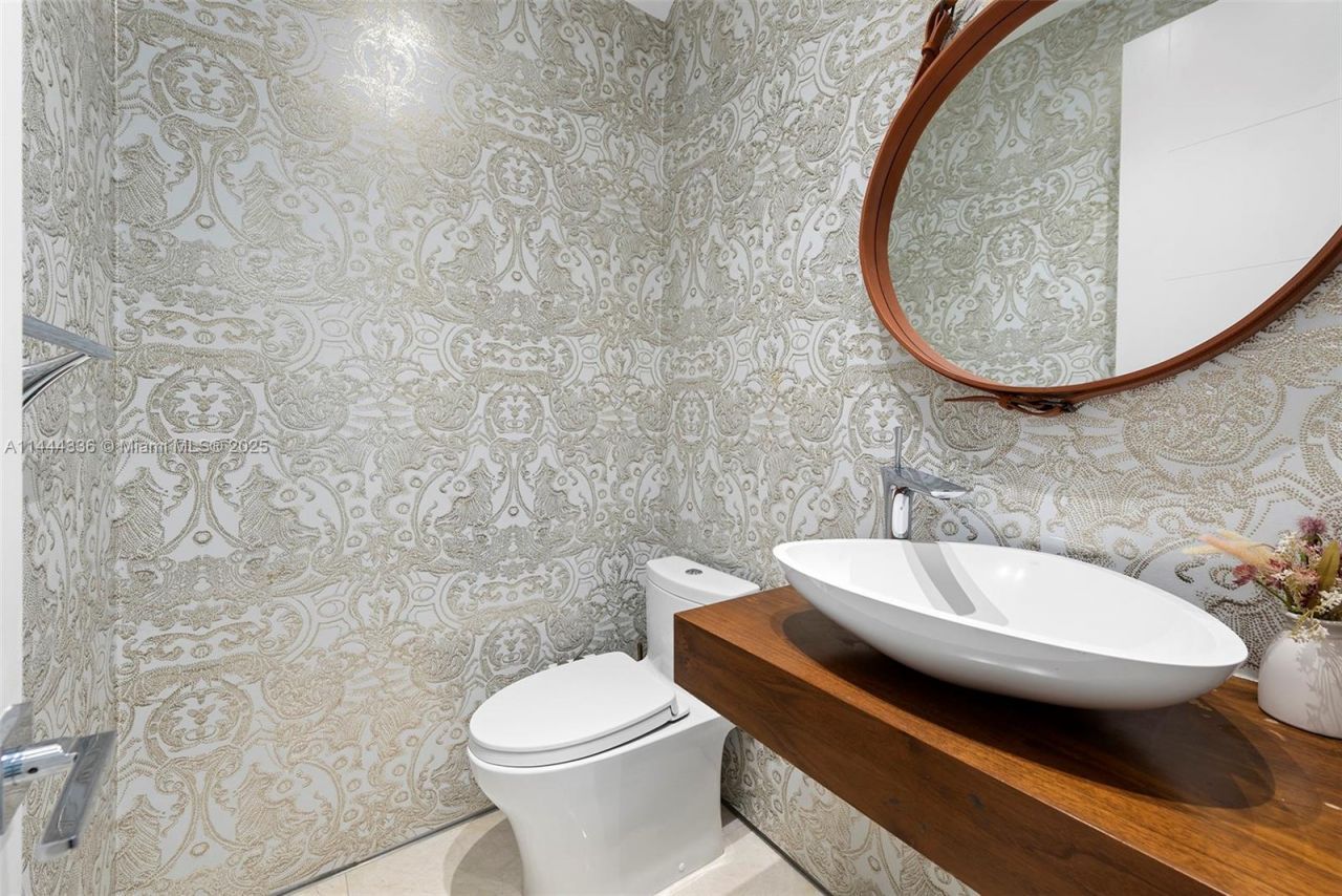 7930 SW 52nd Ct, Miami, FL 33143 Photo