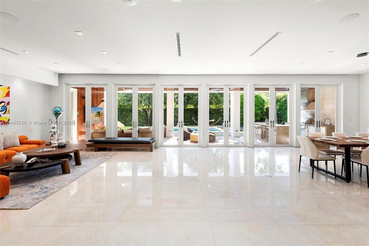 7930 SW 52nd Ct, Miami, FL 33143 Photo