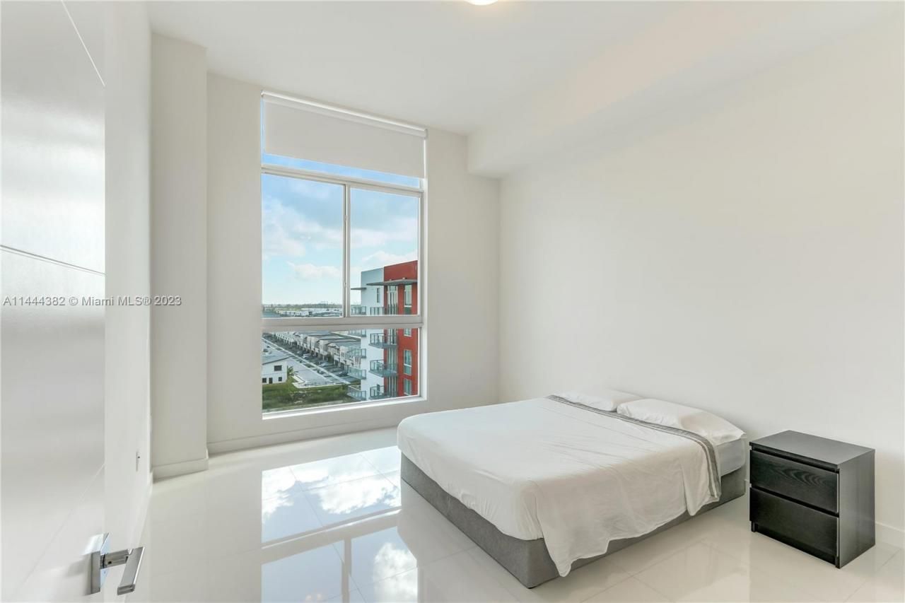 7825 NW 107th Ave, Unit 816, Doral, FL 33178 Photo