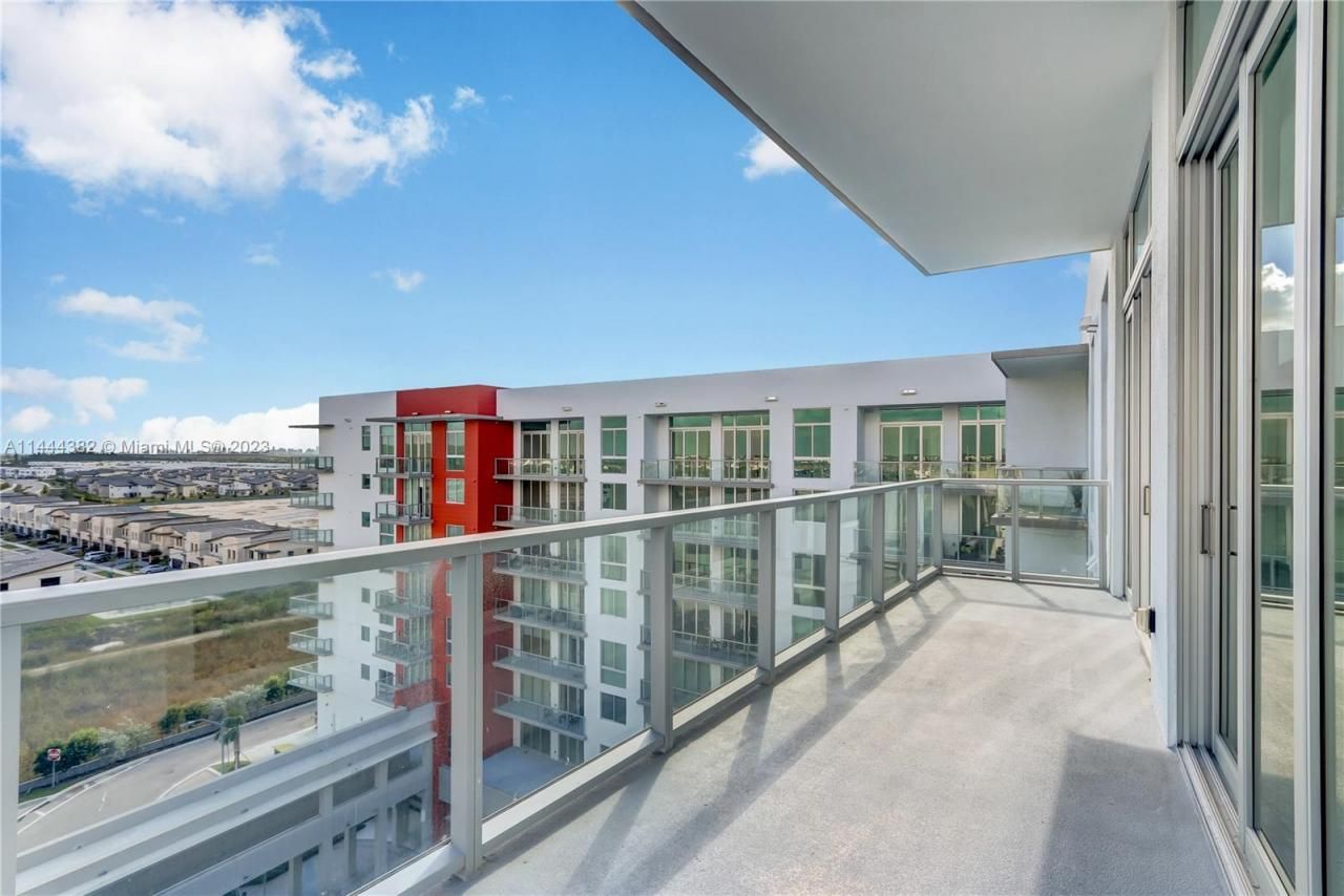 7825 NW 107th Ave, Unit 816, Doral, FL 33178 Photo