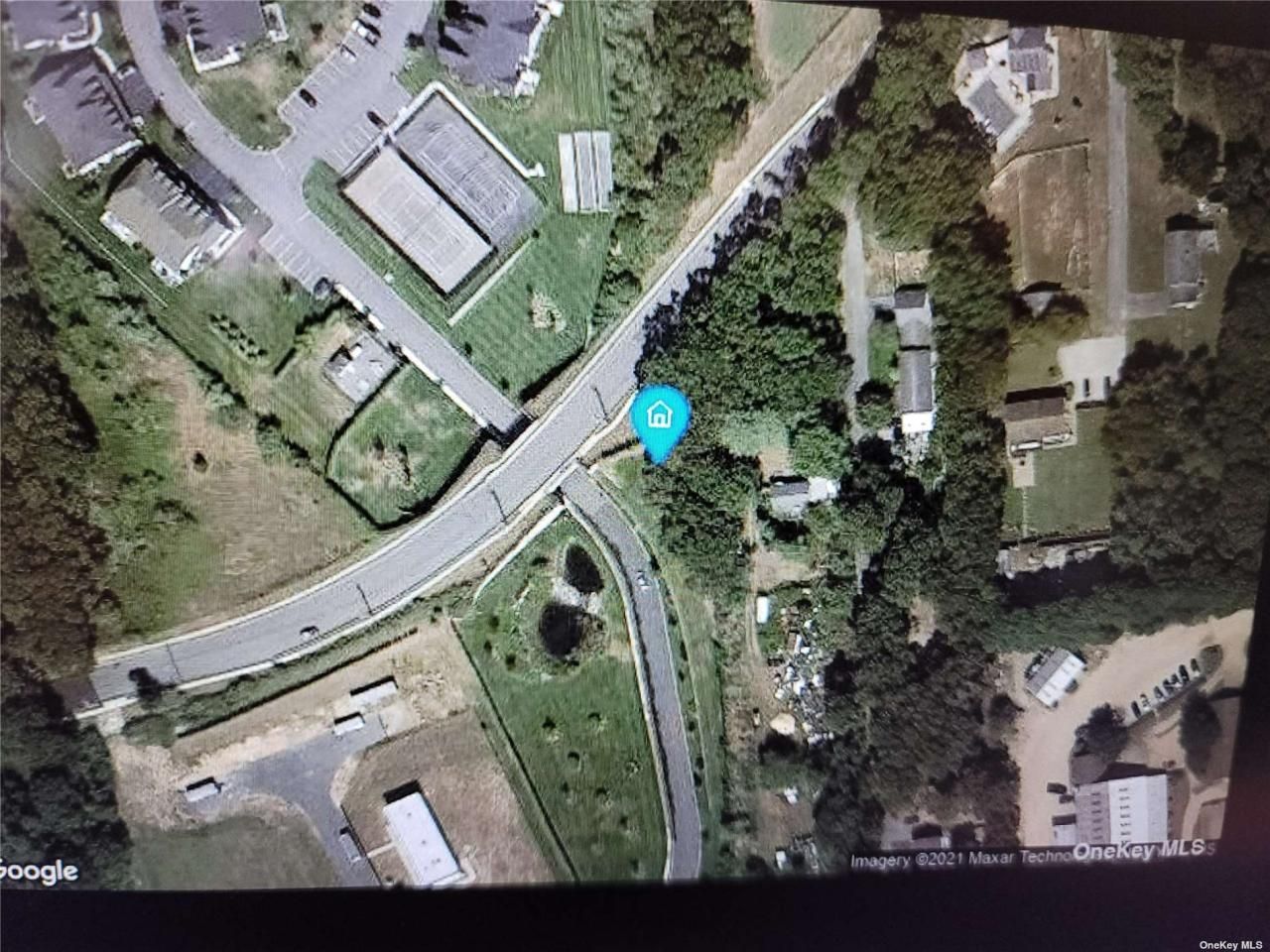 222 Country Road, Medford, NY 11763 Main Photo