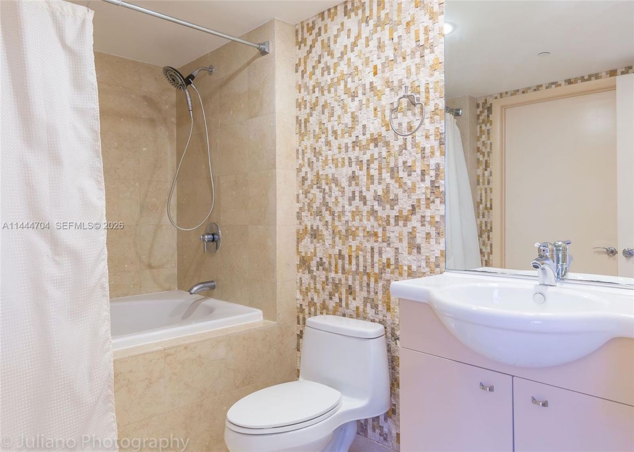 1830 S Ocean Dr, Unit 1107, Hallandale Beach, FL 33009 Photo