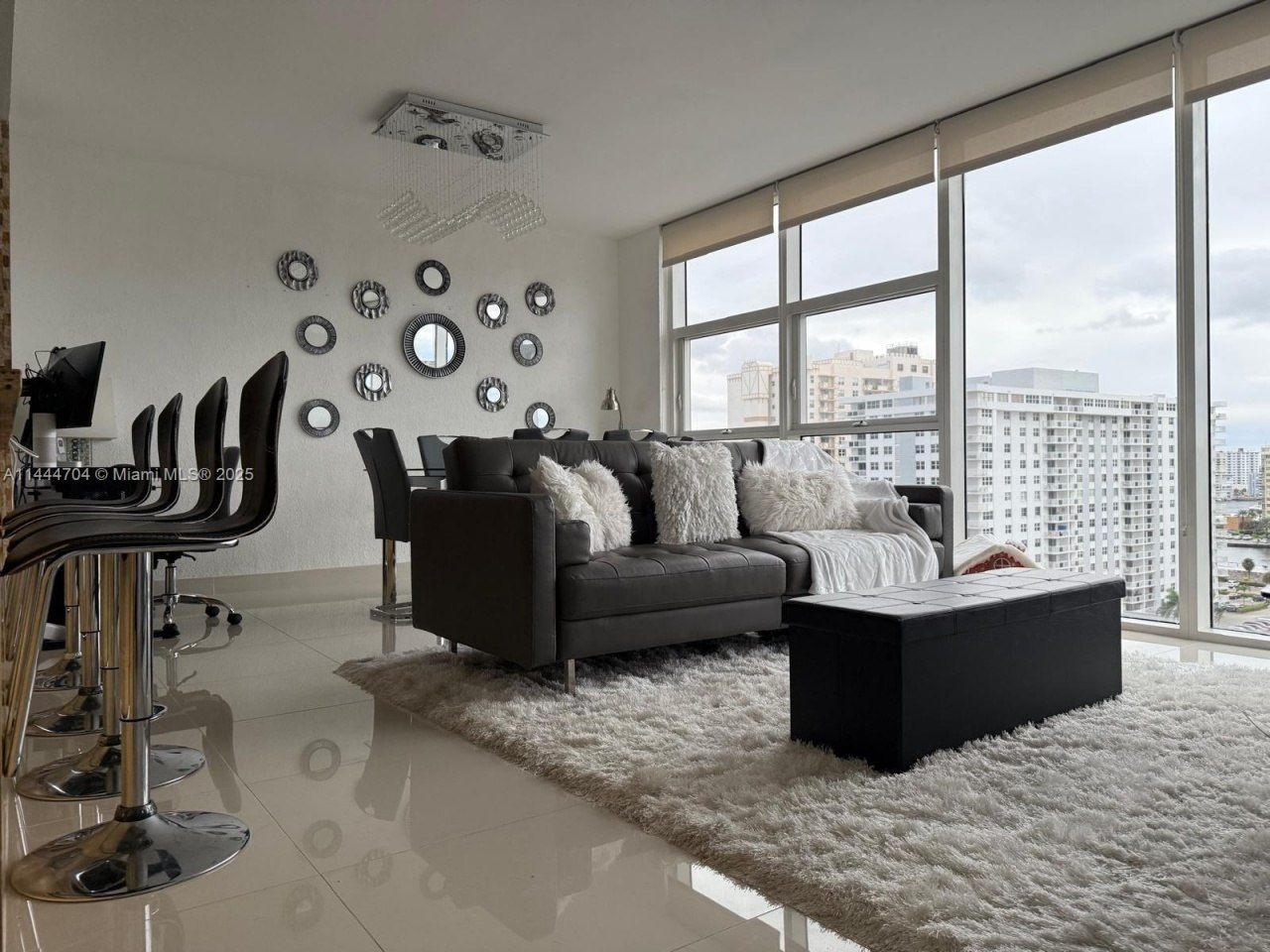 1830 S Ocean Dr, Unit 1107, Hallandale Beach, FL 33009 Photo