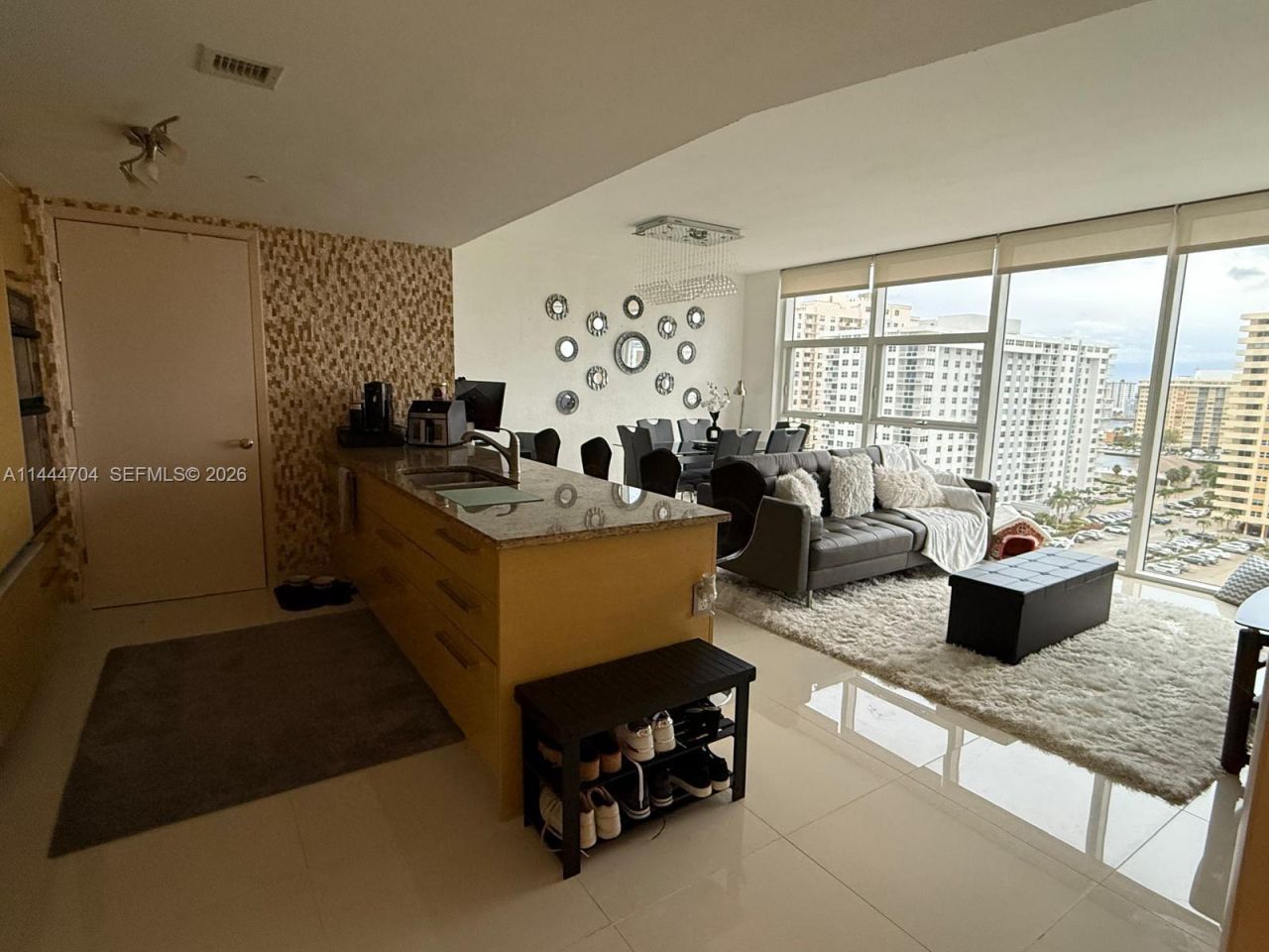 1830 S Ocean Dr, Unit 1107, Hallandale Beach, FL 33009 Photo