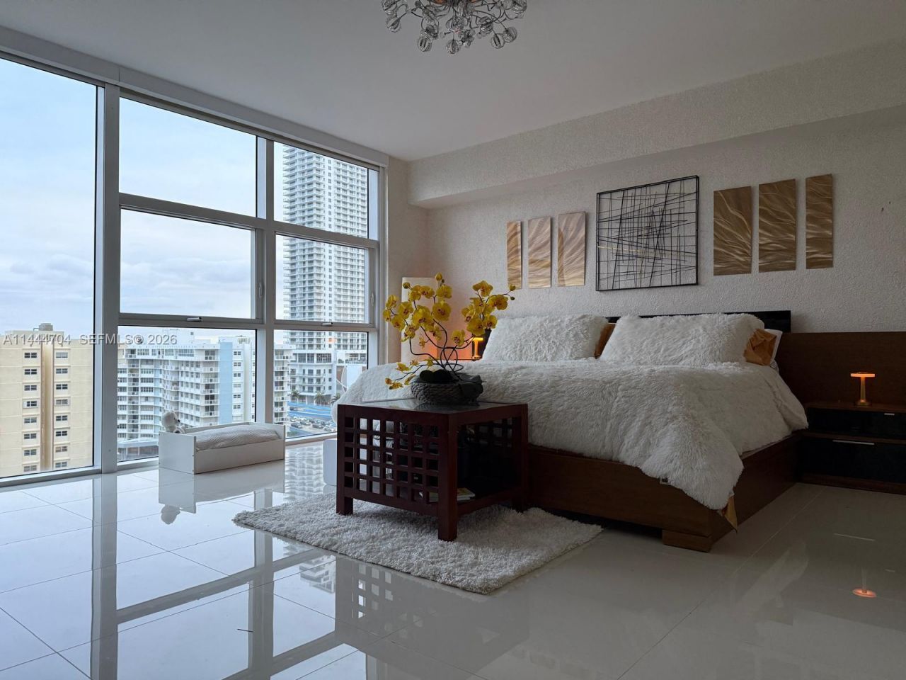 1830 S Ocean Dr, Unit 1107, Hallandale Beach, FL 33009 Photo