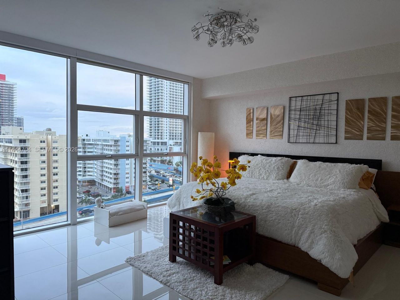 1830 S Ocean Dr, Unit 1107, Hallandale Beach, FL 33009 Photo