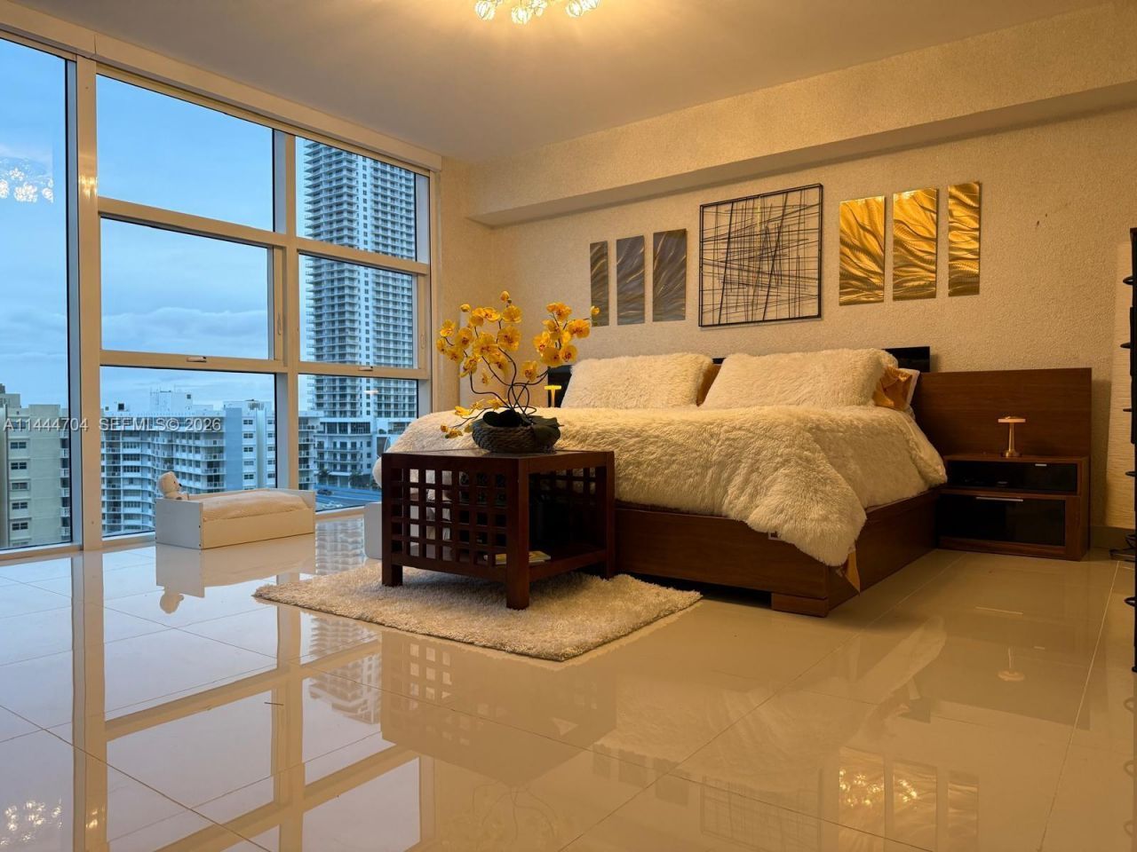 1830 S Ocean Dr, Unit 1107, Hallandale Beach, FL 33009 Photo