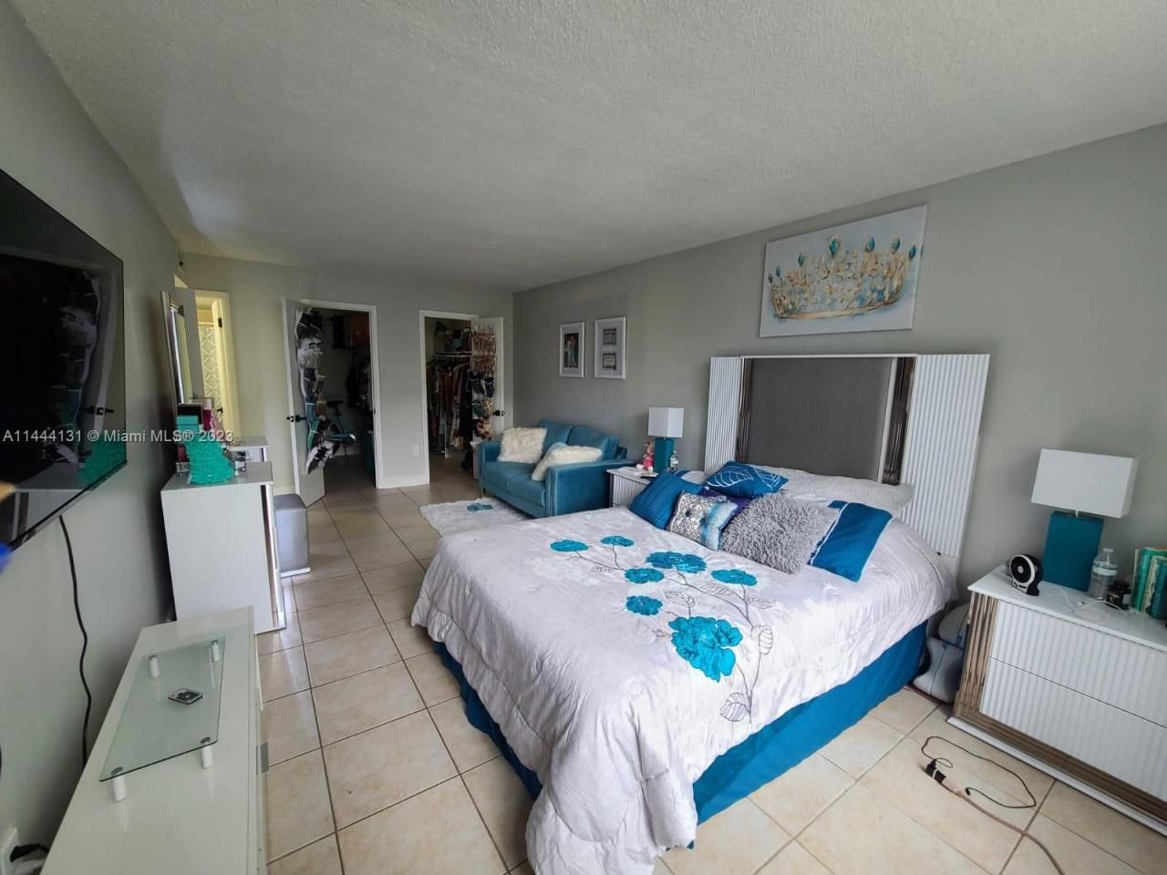 496 NW 165th St Rd, Unit D112, Miami, FL 33169 Photo