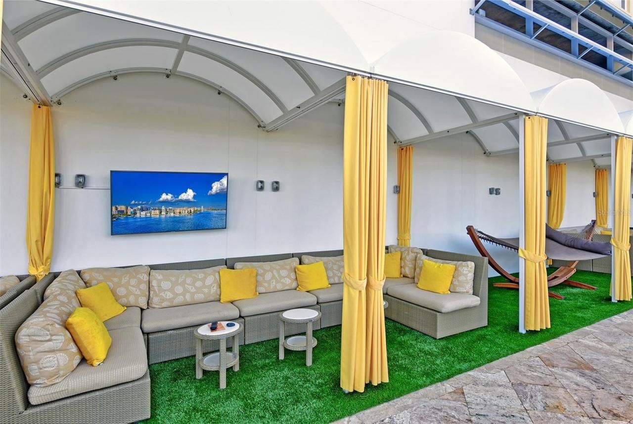 915 Seaside Drive, Unit 312, Weeks, Sarasota, FL 34242 Photo