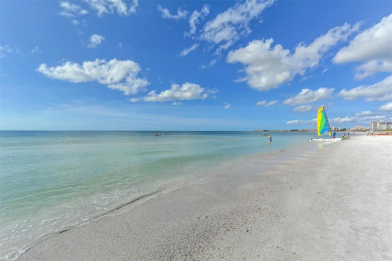 915 Seaside Drive, Unit 312, Weeks, Sarasota, FL 34242 Photo