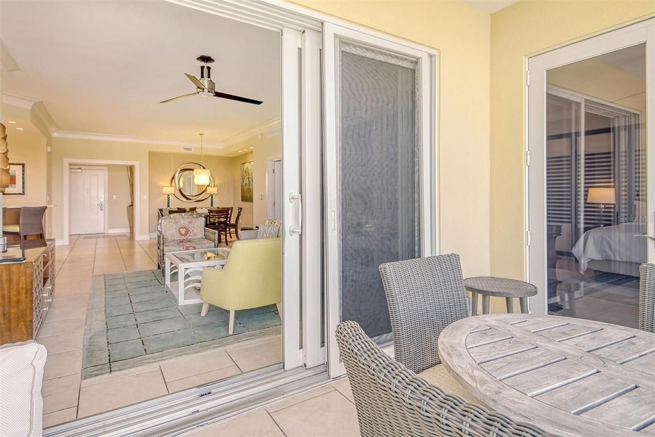 915 Seaside Drive, Unit 312, Weeks, Sarasota, FL 34242 Photo