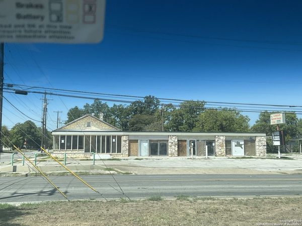 655 CUPPLES RD, San Antonio, TX 78237