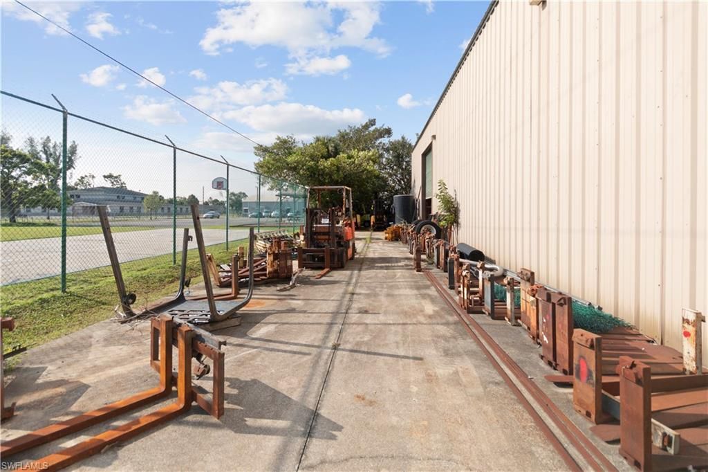 2065 Towles St, Fort Myers, FL 33916 Photo