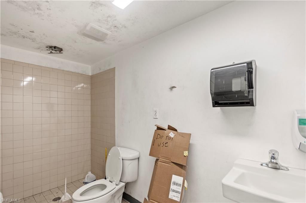 2065 Towles St, Fort Myers, FL 33916 Photo