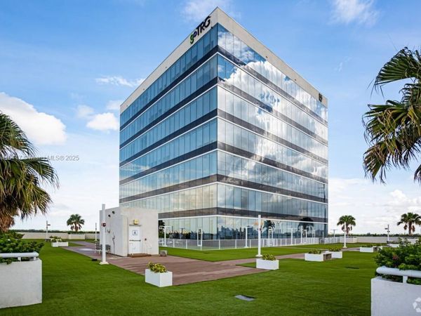 Unit G-01, Aventura, FL 33180