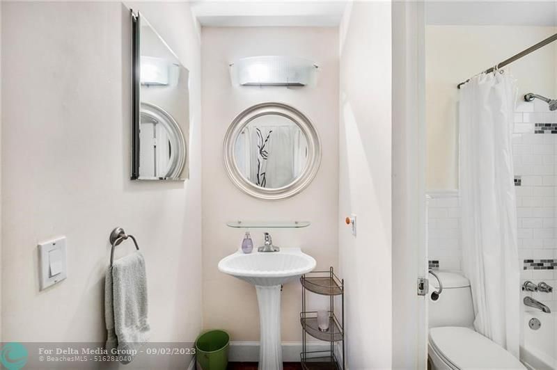 709 SW 12th Avenue, Fort Lauderdale, FL 33312 Photo