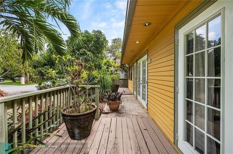 709 SW 12th Avenue, Fort Lauderdale, FL 33312 Photo