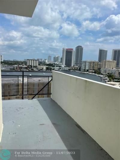 401 Golden Isles Drive, Unit 1104, Hallandale Beach, FL 33009 Photo