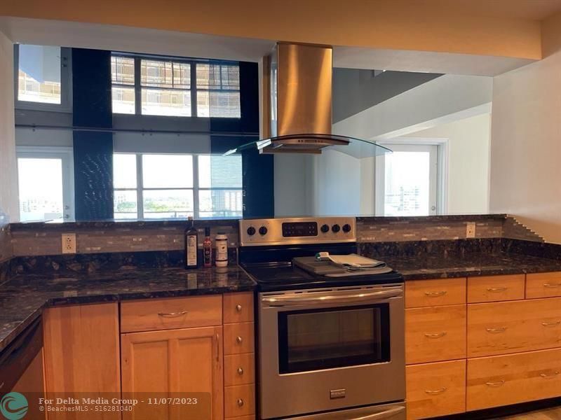 401 Golden Isles Drive, Unit 1104, Hallandale Beach, FL 33009 Photo