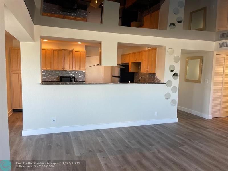 401 Golden Isles Drive, Unit 1104, Hallandale Beach, FL 33009 Photo