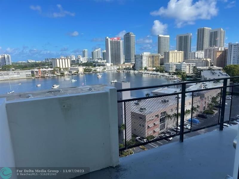 401 Golden Isles Drive, Unit 1104, Hallandale Beach, FL 33009 Photo