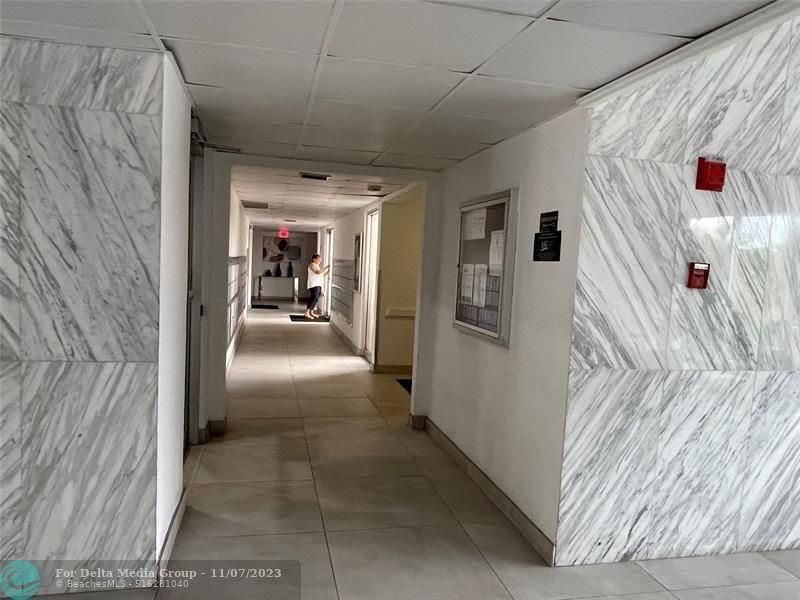 401 Golden Isles Drive, Unit 1104, Hallandale Beach, FL 33009 Photo