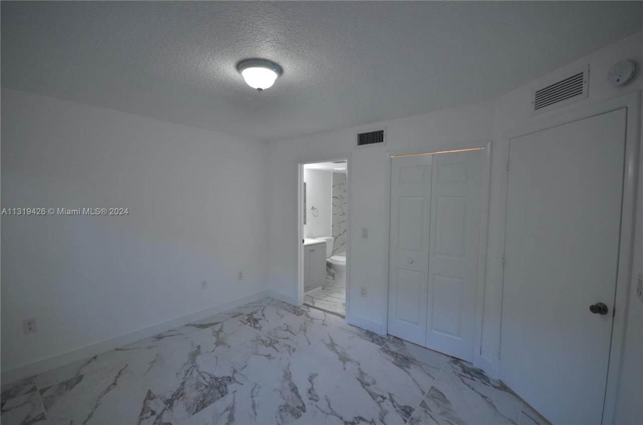 1241 SE 29th St, Unit 102, Homestead, FL 33035 Photo