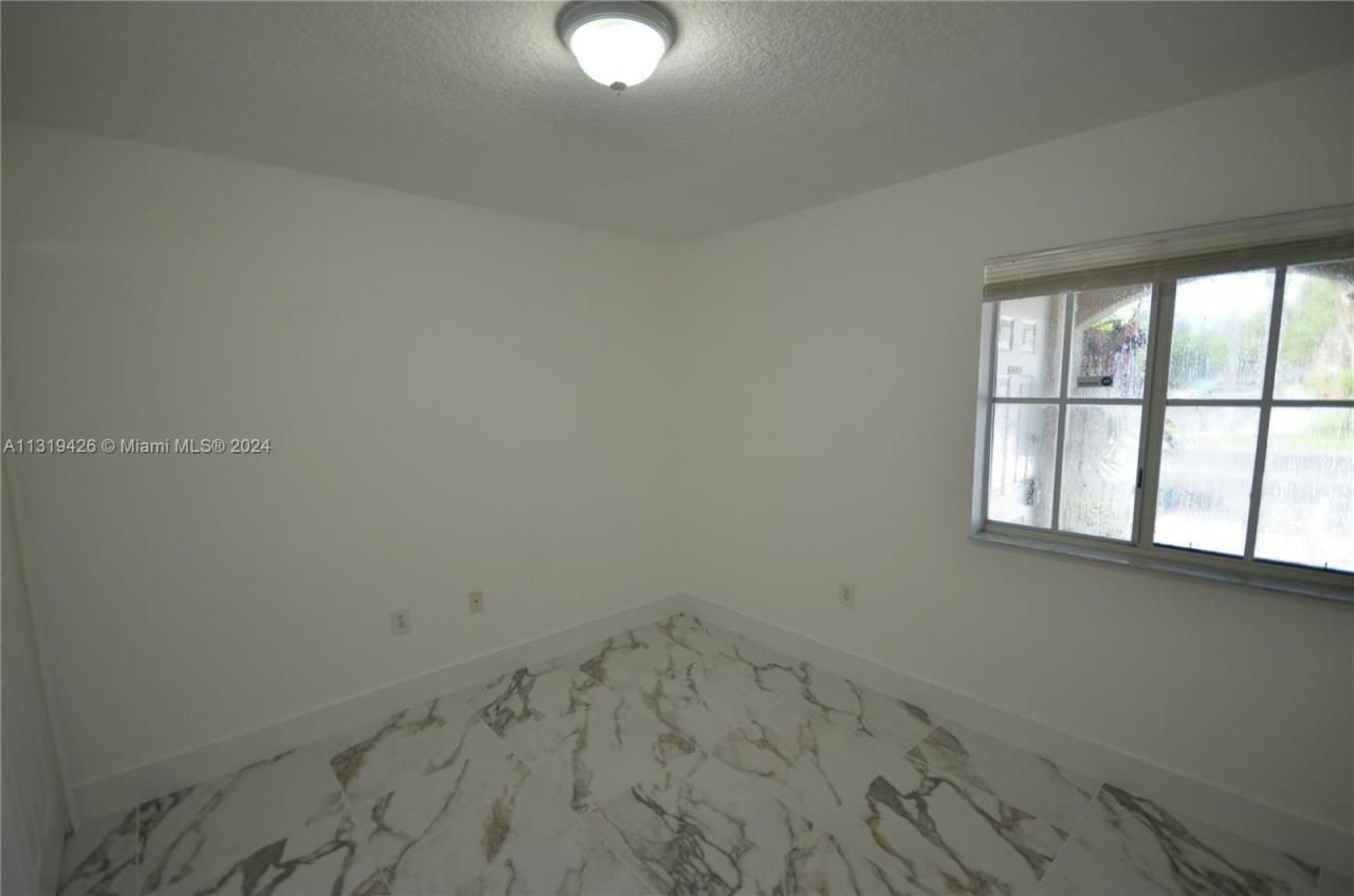 1241 SE 29th St, Unit 102, Homestead, FL 33035 Photo