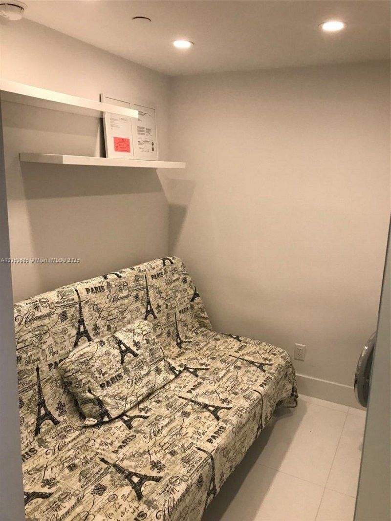100 Lincoln Rd, Unit 719, Miami Beach, FL 33139 Photo